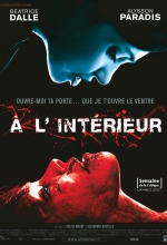 A l'intérieur