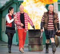 Red 2 - Photo